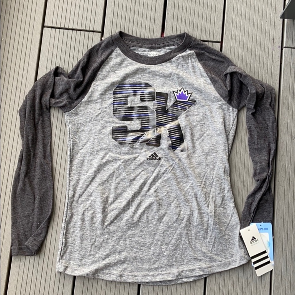 Adidas long sleeve top. Size M
